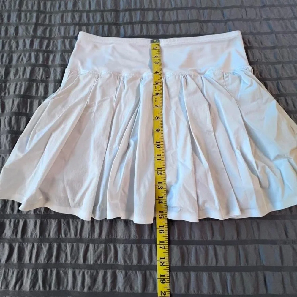 Joy Lab Pleated White Mini Tennis Skirt/Skort Women's Size Medium‎